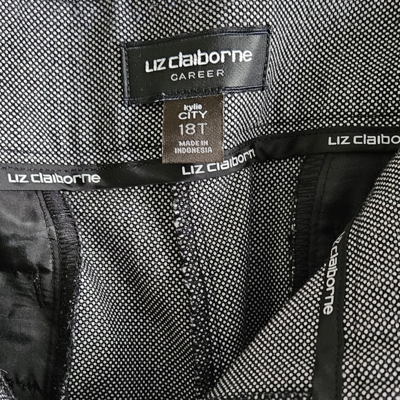 Liz Claiborne Career Kylie City Women's sz 18 Long Dress Pants - Picture 2 of 6